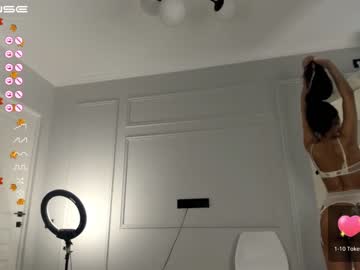 webcam girl sweetfox_365 live cam image #6535104