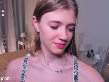 webcam girl coral_reef live cam image #8463657