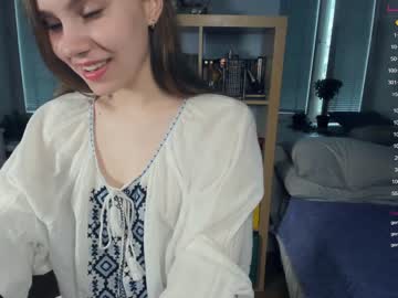 webcam girl youne_and_beautiful live cam image #5964160