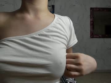 webcam girl bonny_bigboobs live cam image #896987