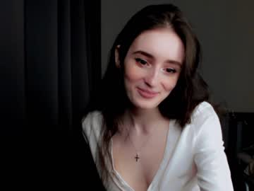 webcam girl lisawoo live cam image #2598049