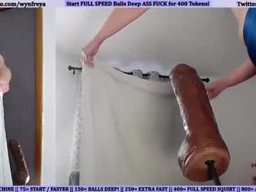 webcam girl wynfreya live cam image #4871102