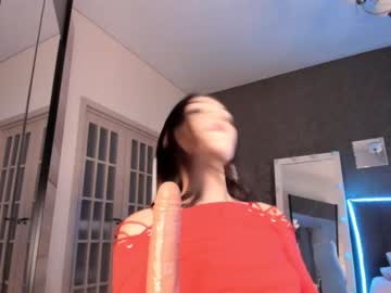 webcam girl aura_kiss live cam image #3987256