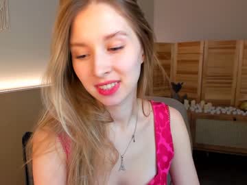 webcam girl milablush live cam image #6207600