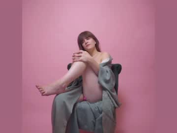 webcam girl claire_moulin live cam image #4023830