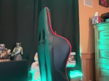 webcam man akwild1 live cam image #7826915