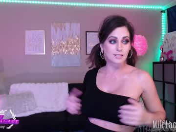 webcam girl milf_lacey live cam image #117192