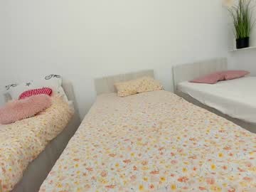 webcam girl ehotlovea live cam image #12880245