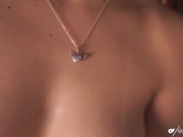 webcam girl germaine_jones live cam image #11223725