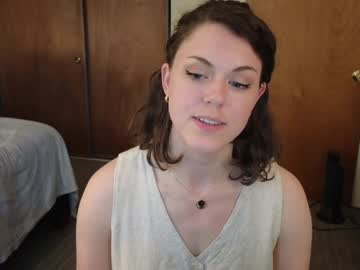 webcam girl charlotte1996 live cam image #12759523