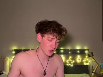 webcam man aronyou_win live cam image #11928908