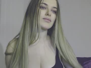 webcam girl petit_kaka live cam image #843283