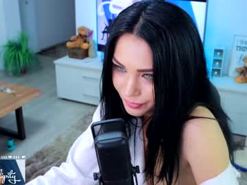 webcam girl s3r3ndipity live cam image #3008036