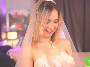 webcam girl telladreamer_ live cam image #11987739