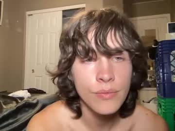 webcam man jungleliving333 live cam image #2169337