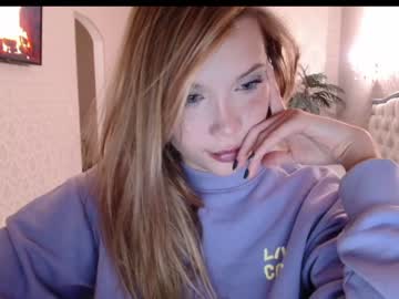 webcam girl bitter_moon live cam image #5865425