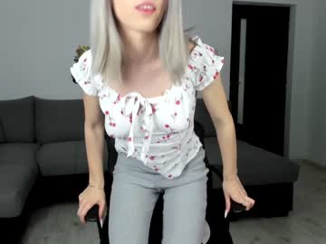 webcam girl littlepinky77 live cam image #1248531