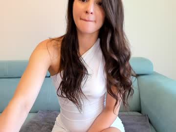 webcam girl elaanna live cam image #10883801
