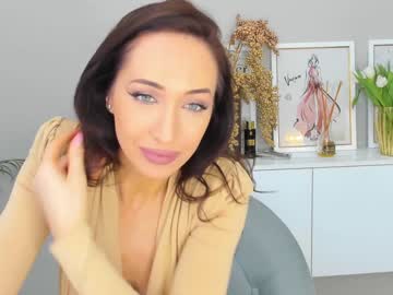 webcam girl finestchantilly live cam image #1379809
