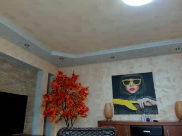 webcam girl raquelle_star live cam image #5946216