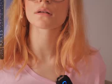 webcam girl illegaldream live cam image #6809890