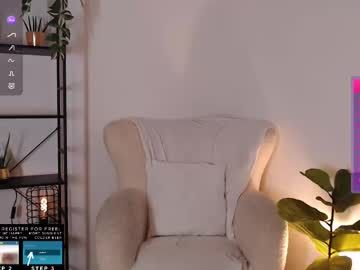 webcam girl lucylia_ live cam image #12960078