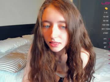 webcam girl llkadream live cam image #5372545
