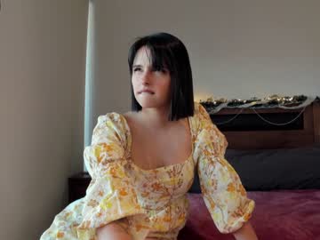 webcam girl yourfreakygirl live cam image #4416661