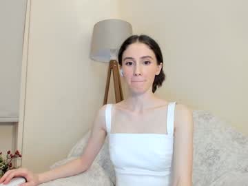 webcam girl snowww_white live cam image #10298176