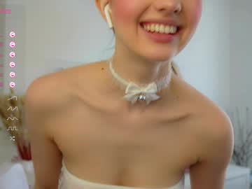 webcam girl fluffy_angel live cam image #10347605