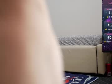 webcam girl carmela_fox live cam image #9446883