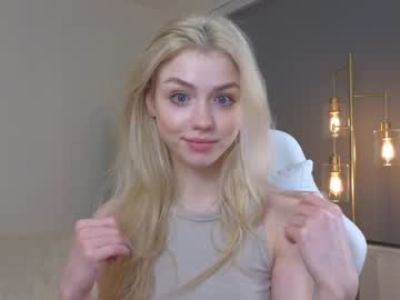 webcam girl elizabethmad live cam image #7827652