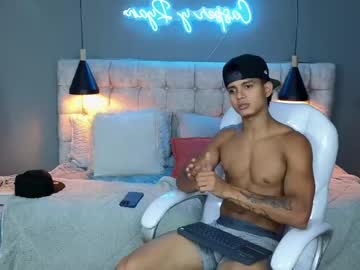 webcam man paradise_boy_s live cam image #8994951
