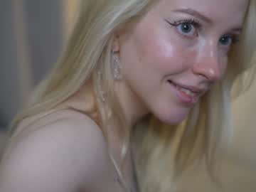 webcam girl my_stella live cam image #11607300