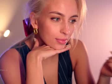 webcam girl artmosphera live cam image #3811472