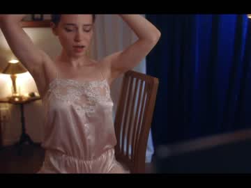 webcam girl cinnabelle live cam image #1744958