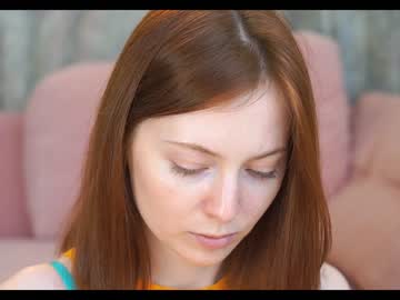 webcam girl mona_elisa live cam image #7799732