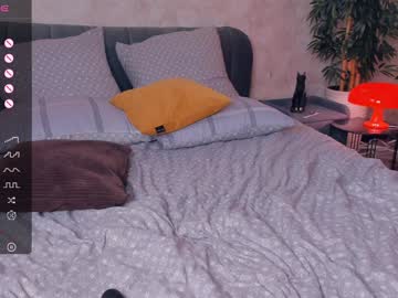 webcam girl one_1ove live cam image #11428284