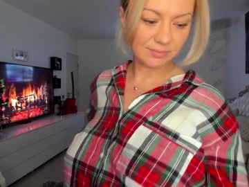 webcam girl kiradivine live cam image #902037
