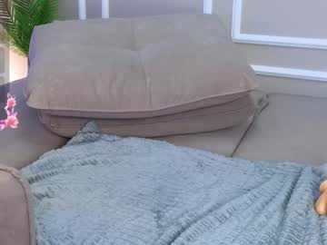 webcam girl kittymeow_xxx live cam image #12564443