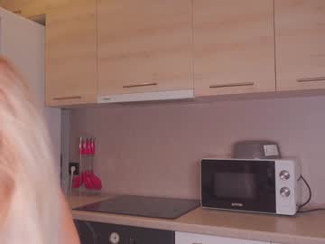 webcam girl aveksmr live cam image #99032