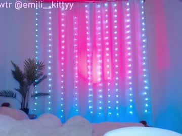 webcam girl lit1le_kitty_ live cam image #908028