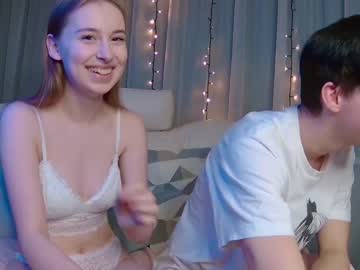 webcam couple williamandmia live cam image #5437523