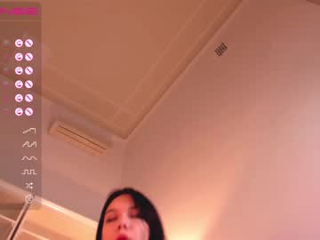 webcam girl riskyproject live cam image #3987000