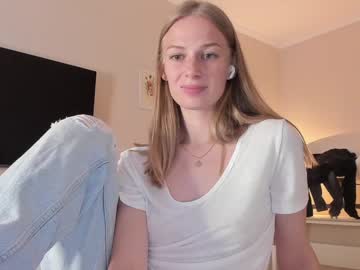 webcam girl magic_couple13 live cam image #10321107