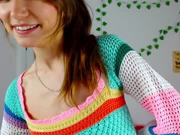 webcam girl ambertan1 live cam image #6539875