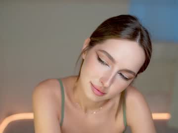 webcam girl silent_chill live cam image #11190716