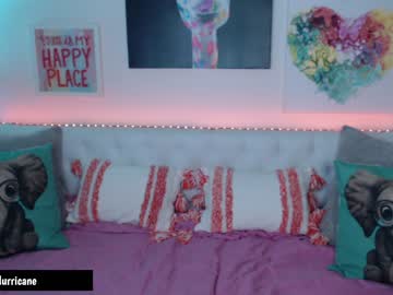 webcam girl holihurricane live cam image #6533942