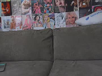Cam for flirtandpurr