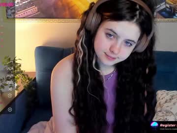 webcam girl nessa_more live cam image #4673418